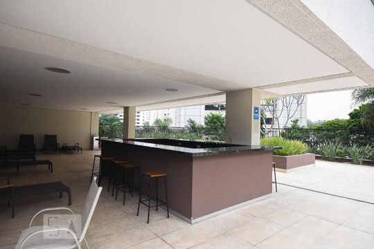 Espaço bar de kitnet/studio à venda com 1 quarto, 35m² em Real Parque, São Paulo