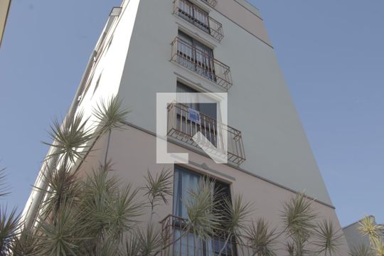 Placa de apartamento à venda com 2 quartos, 70m² em Centro, Canoas