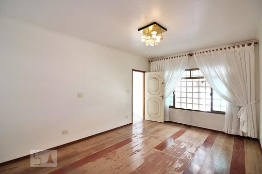 Casa à venda com 3 quartos, 197m² em Vila Dayse, São Bernardo do Campo