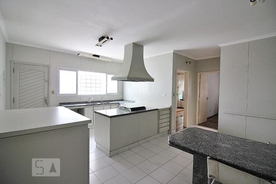 Cozinha de casa à venda com 3 quartos, 197m² em Vila Dayse, São Bernardo do Campo