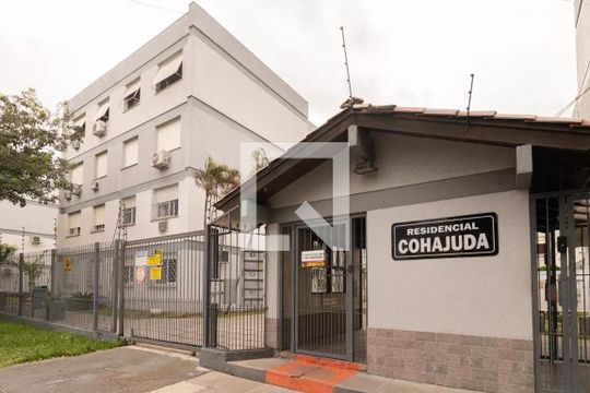 Fachada de apartamento à venda com 3 quartos, 70m² em Camaquã, Porto Alegre