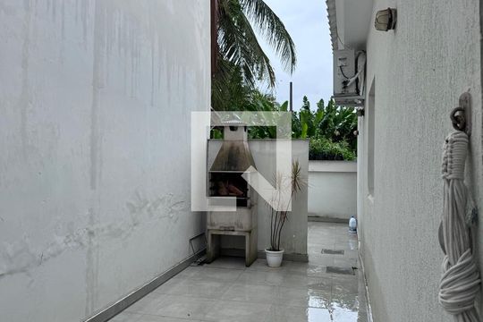 Área externa de casa de condomínio à venda com 2 quartos, 60m² em Vargem Pequena, Rio de Janeiro