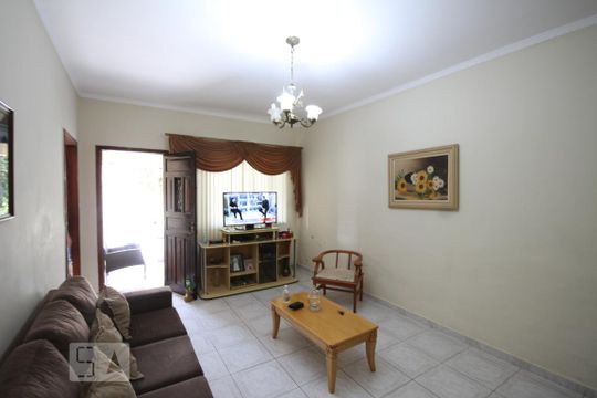 Casa à venda com 3 quartos, 157m² em Parque Fongaro, São Paulo