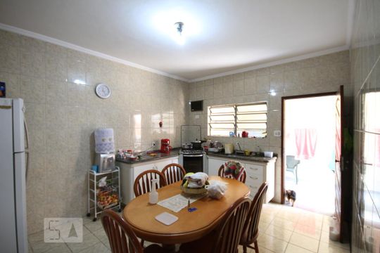 Cozinha Casa 1 de casa à venda com 3 quartos, 157m² em Parque Fongaro, São Paulo