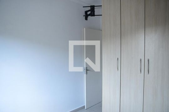 Quarto 2  de apartamento para alugar com 2 quartos, 46m² em Jardim Petrópolis, Cotia