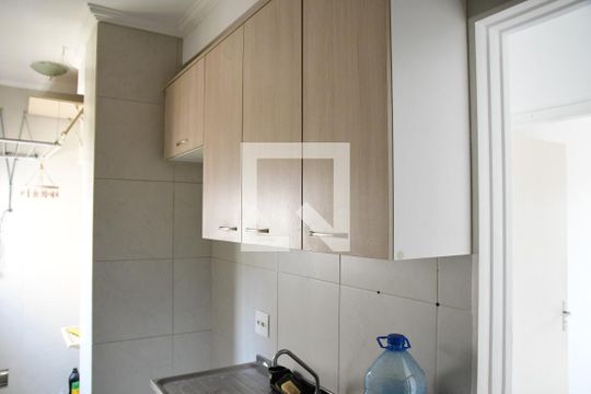 Cozinha de apartamento para alugar com 2 quartos, 46m² em Jardim Petrópolis, Cotia