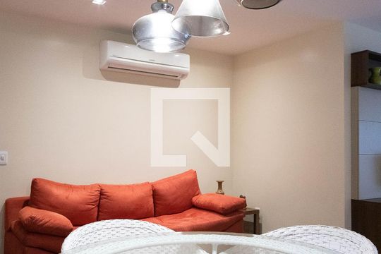 Sala de apartamento para alugar com 3 quartos, 185m² em Recreio dos Bandeirantes, Rio de Janeiro