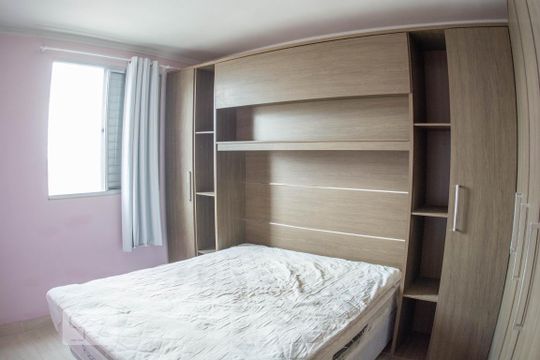 Quarto 2 de apartamento para alugar com 2 quartos, 46m² em Jardim Márcia, Campinas