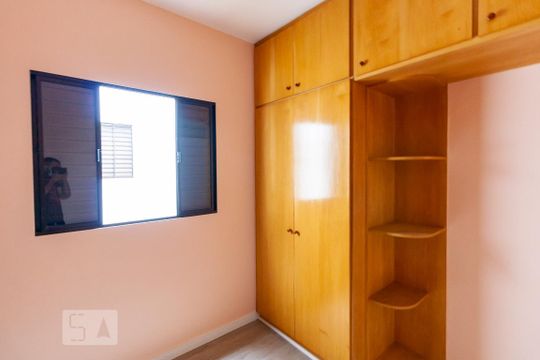 Quarto 1 de casa de condomínio à venda com 2 quartos, 70m² em Chácara Mafalda, São Paulo