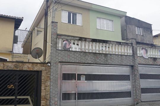Fachada de casa à venda com 3 quartos, 218m² em Vila Costa Melo, São Paulo