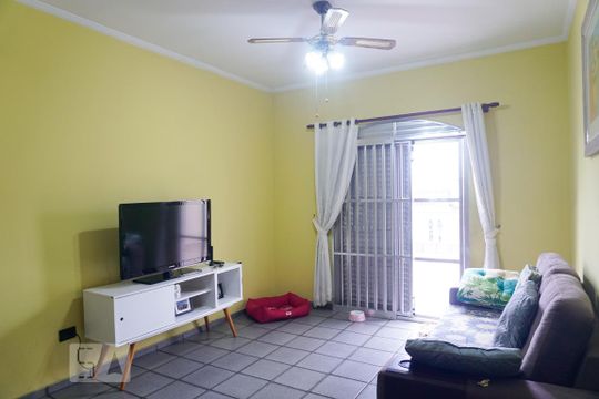 Casa à venda com 3 quartos, 218m² em Vila Costa Melo, São Paulo
