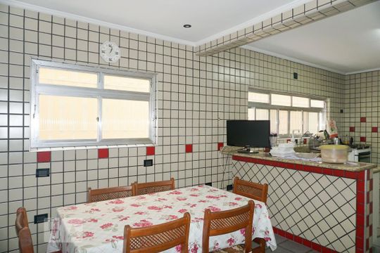 Copa de casa à venda com 3 quartos, 218m² em Vila Costa Melo, São Paulo