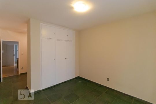 Apartamento para alugar com 1 quarto, 50m² em Cambuí, Campinas
