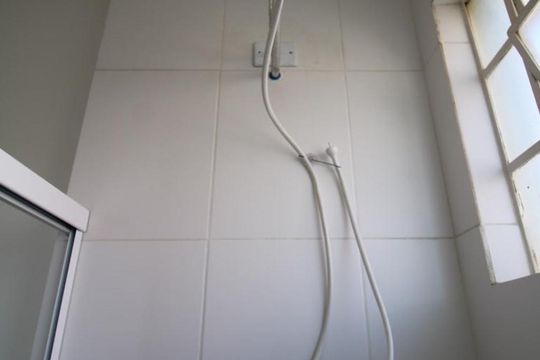 Banheiro da Suíte de apartamento para alugar com 2 quartos, 115m² em Cambuí, Campinas