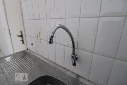 Cozinha de apartamento para alugar com 2 quartos, 115m² em Cambuí, Campinas
