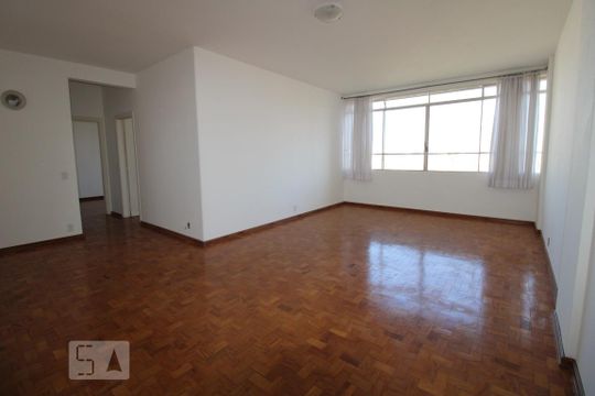 Apartamento para alugar com 2 quartos, 115m² em Cambuí, Campinas