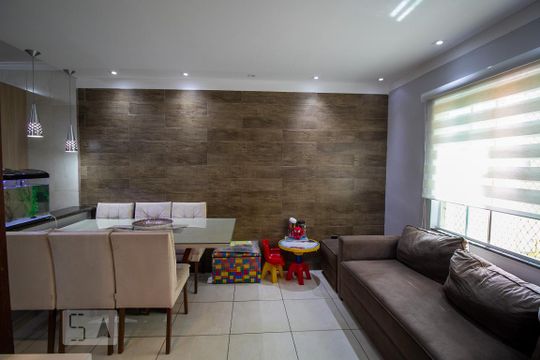 Sala de casa de condomínio à venda com 4 quartos, 118m² em Vila Lúcia, São Paulo