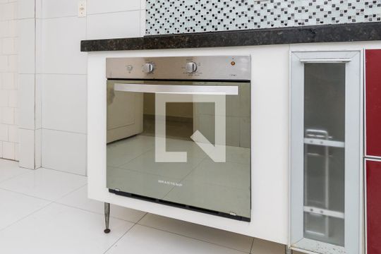 Cozinha de apartamento à venda com 3 quartos, 70m² em Bonsucesso, Rio de Janeiro