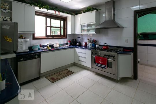 Cozinha de casa de condomínio à venda com 2 quartos, 450m² em Barra da Tijuca, Rio de Janeiro