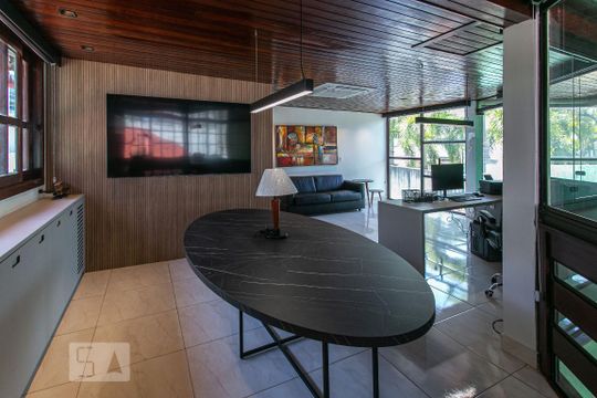 Escritório - Mezanino de casa de condomínio à venda com 2 quartos, 450m² em Barra da Tijuca, Rio de Janeiro
