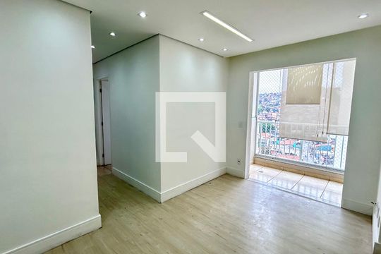 Apartamento à venda com 2 quartos, 47m² em Vila Galvão, Guarulhos