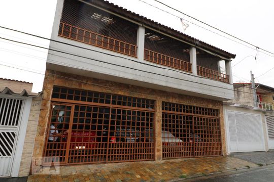 Fachada de casa à venda com 5 quartos, 300m² em Vila Califórnia, São Paulo