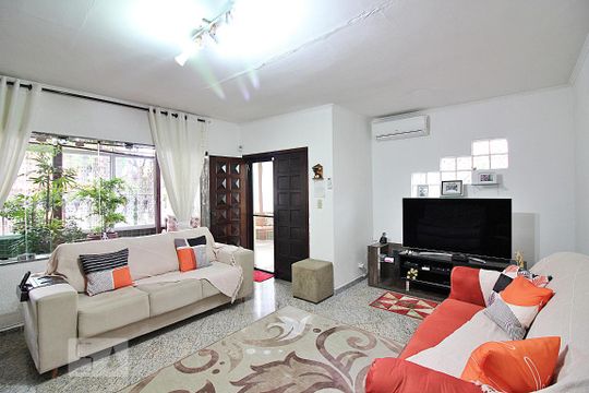 Casa à venda com 3 quartos, 207m² em Vila Tupi, São Bernardo do Campo