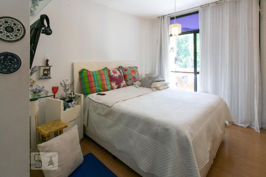 Suíte de apartamento à venda com 2 quartos, 147m² em Recreio dos Bandeirantes, Rio de Janeiro