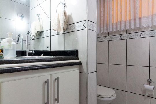 Lavabo de casa para alugar com 3 quartos, 276m² em Vila Jacuí, São Paulo