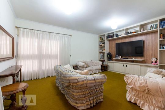 Casa para alugar com 3 quartos, 276m² em Vila Jacuí, São Paulo