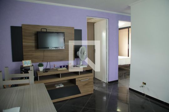 Apartamento à venda com 2 quartos, 68m² em Padroeira, Osasco