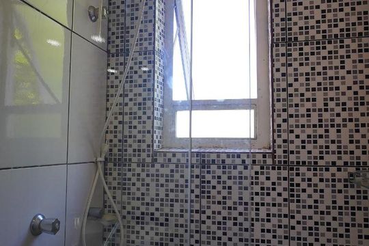 Banheiro de apartamento para alugar com 1 quarto, 38m² em Centro Histórico, Porto Alegre