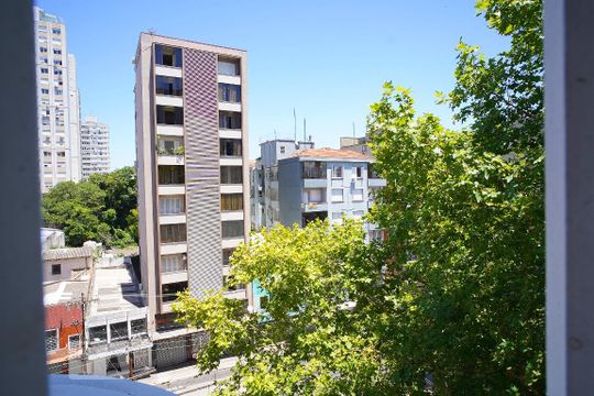 Quarto  - Vista de apartamento para alugar com 1 quarto, 38m² em Centro Histórico, Porto Alegre
