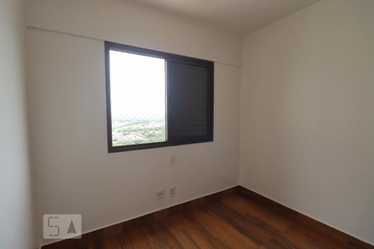 Quarto 2 de apartamento para alugar com 2 quartos, 70m² em Alto da Glória, Goiânia