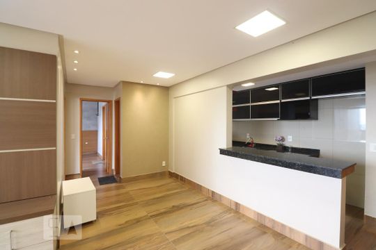 Apartamento para alugar com 2 quartos, 70m² em Alto da Glória, Goiânia