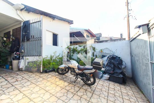 Garagem de casa à venda com 4 quartos, 240m² em Cidade São Miguel, São Paulo