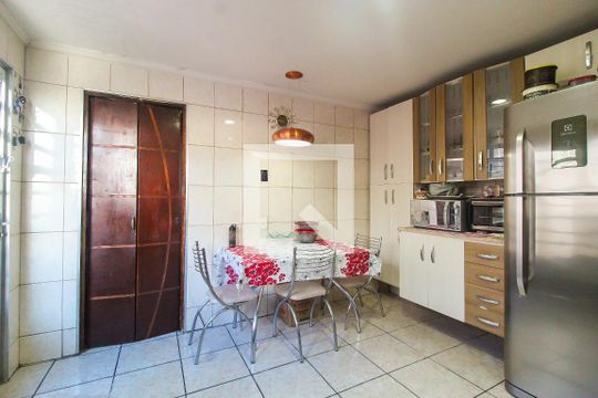 Cozinha de casa à venda com 4 quartos, 240m² em Cidade São Miguel, São Paulo