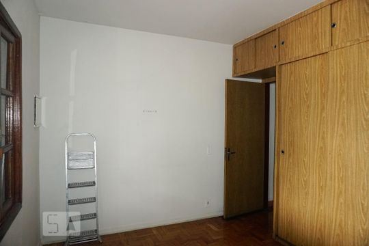 Quarto 1 de casa à venda com 3 quartos, 181m² em Engenheiro Goulart, São Paulo