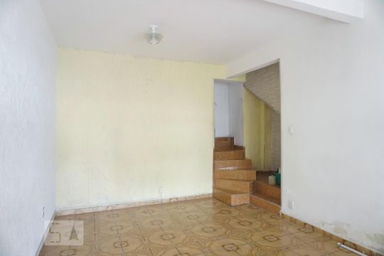 Sala de casa à venda com 3 quartos, 181m² em Engenheiro Goulart, São Paulo