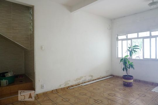 Sala de casa à venda com 3 quartos, 181m² em Engenheiro Goulart, São Paulo
