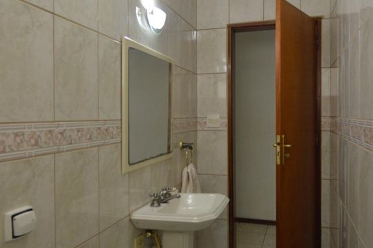 Banheiro 1 de casa à venda com 8 quartos, 870m² em Chácara Santo Antônio (zona Leste), São Paulo