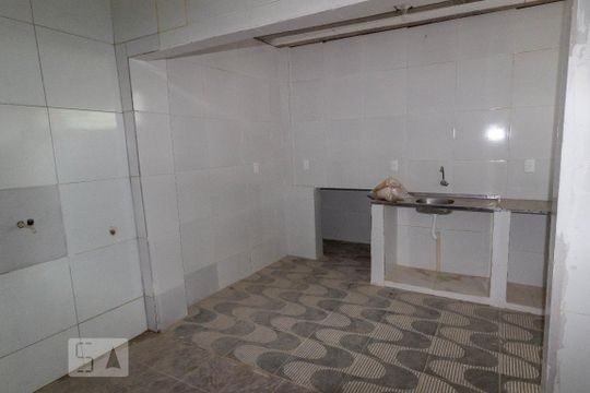Cozinha de casa para alugar com 2 quartos, 90m² em Vila São Luis, Duque de Caxias