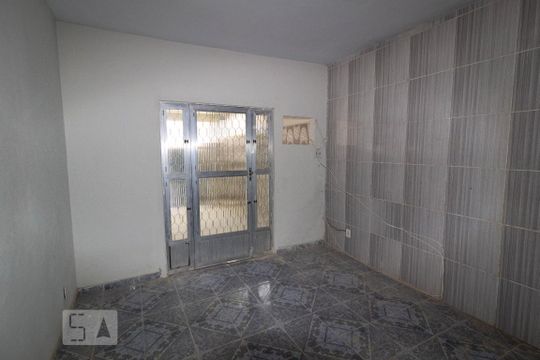 Casa para alugar com 2 quartos, 90m² em Vila São Luis, Duque de Caxias