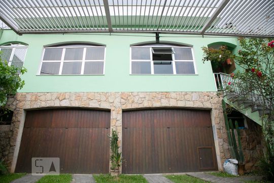 Fachada de casa à venda com 3 quartos, 236m² em Parque Cruzeiro do Sul, São Paulo