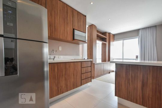 Cozinha de apartamento para alugar com 1 quarto, 41m² em Cidade Monções, São Paulo