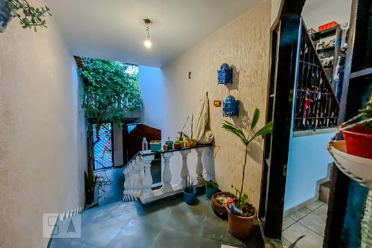 Entrada de casa à venda com 4 quartos, 200m² em Vila Matilde, São Paulo