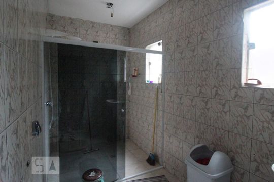 Banheiro 1 de casa à venda com 7 quartos, 250m² em Vila Jacuí, São Paulo