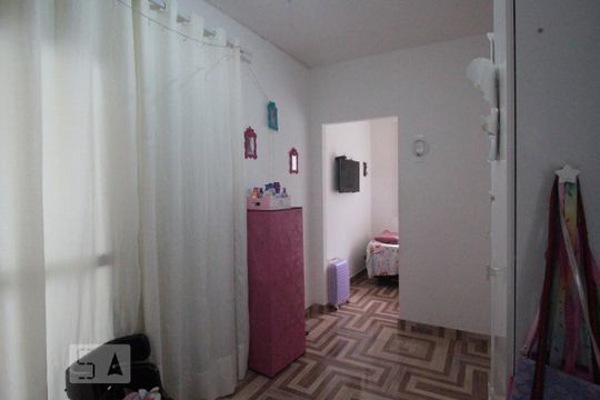 Quarto 6 de casa à venda com 7 quartos, 250m² em Vila Jacuí, São Paulo
