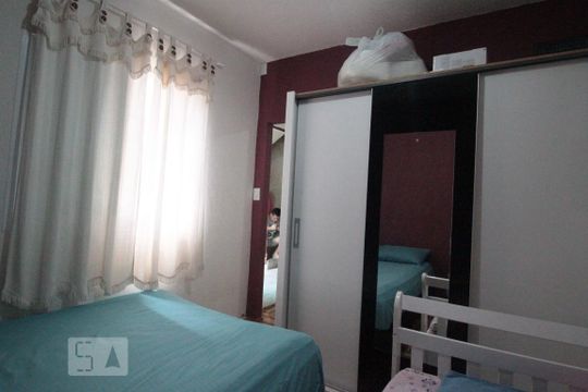 Casa à venda com 7 quartos, 250m² em Vila Jacuí, São Paulo