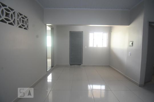 Sala de casa para alugar com 2 quartos, 70m² em Samambaia Norte (samambaia), Brasília